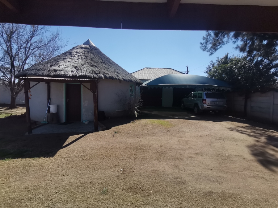 4 Bedroom Property for Sale in Senekal Free State